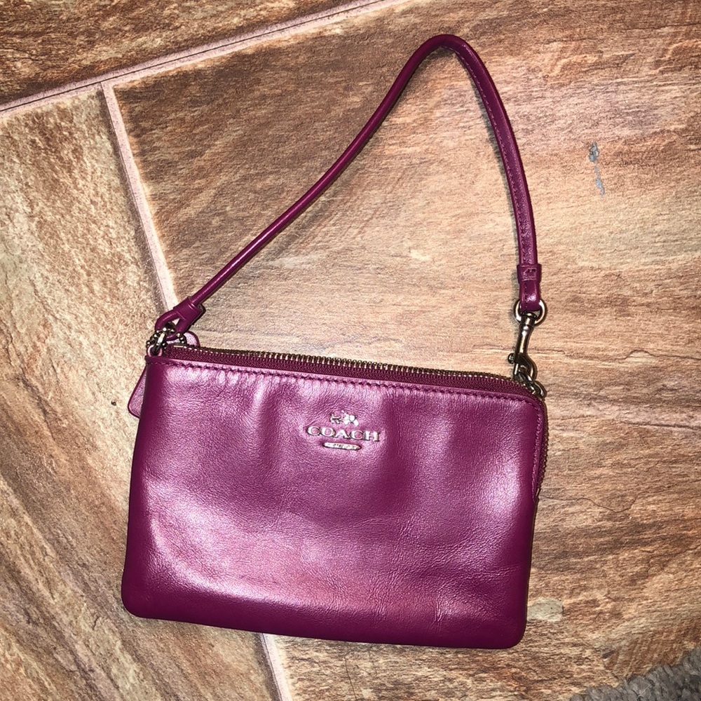 Coach purse/wallet new